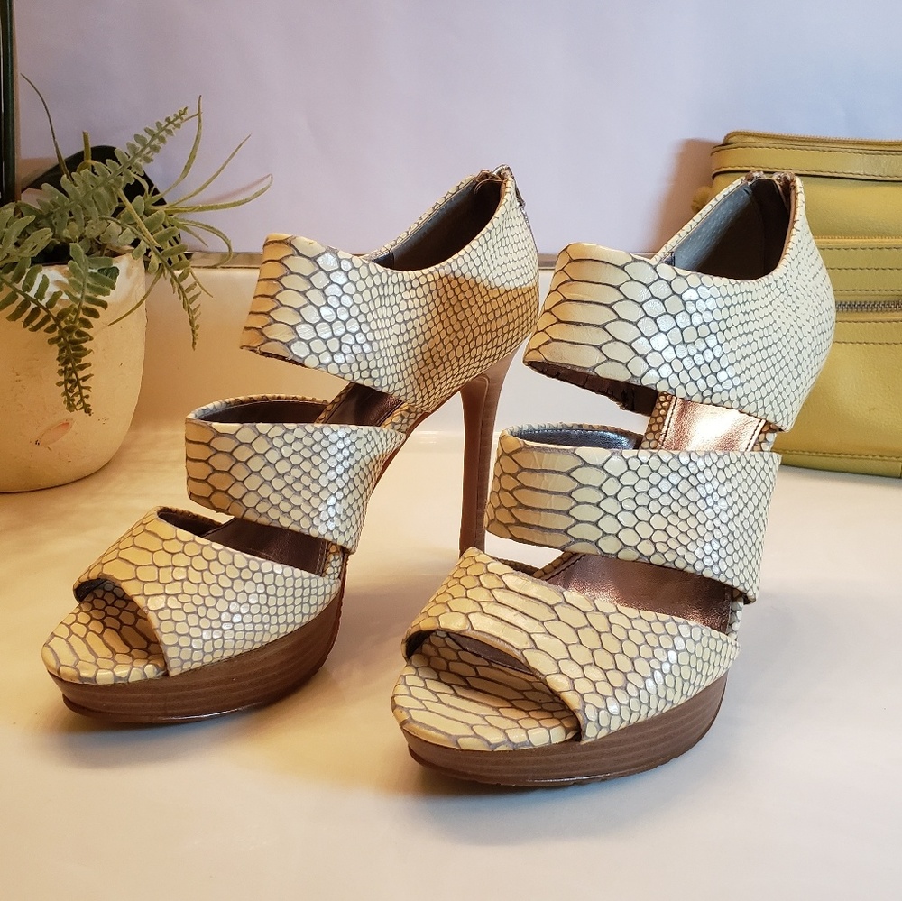 CALVIN KLEIN High Heels Fish Print